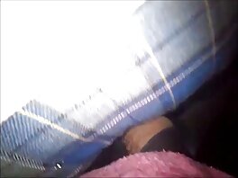 La ragazza dai capelli rossi restituisce un favore film porno amatoriali gratis